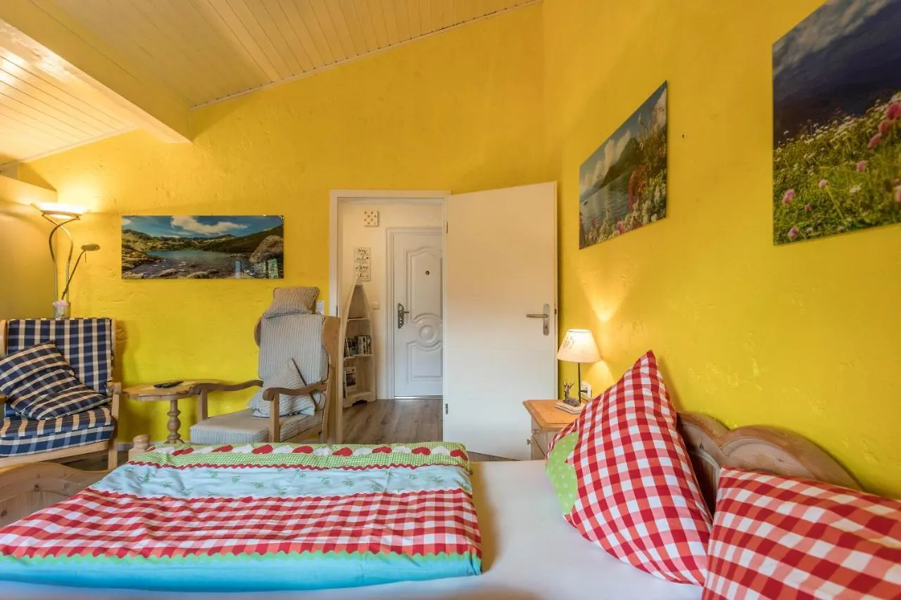 Zwischen Chiemsee und Bergen Dg Bernau am Chiemsee Apartment